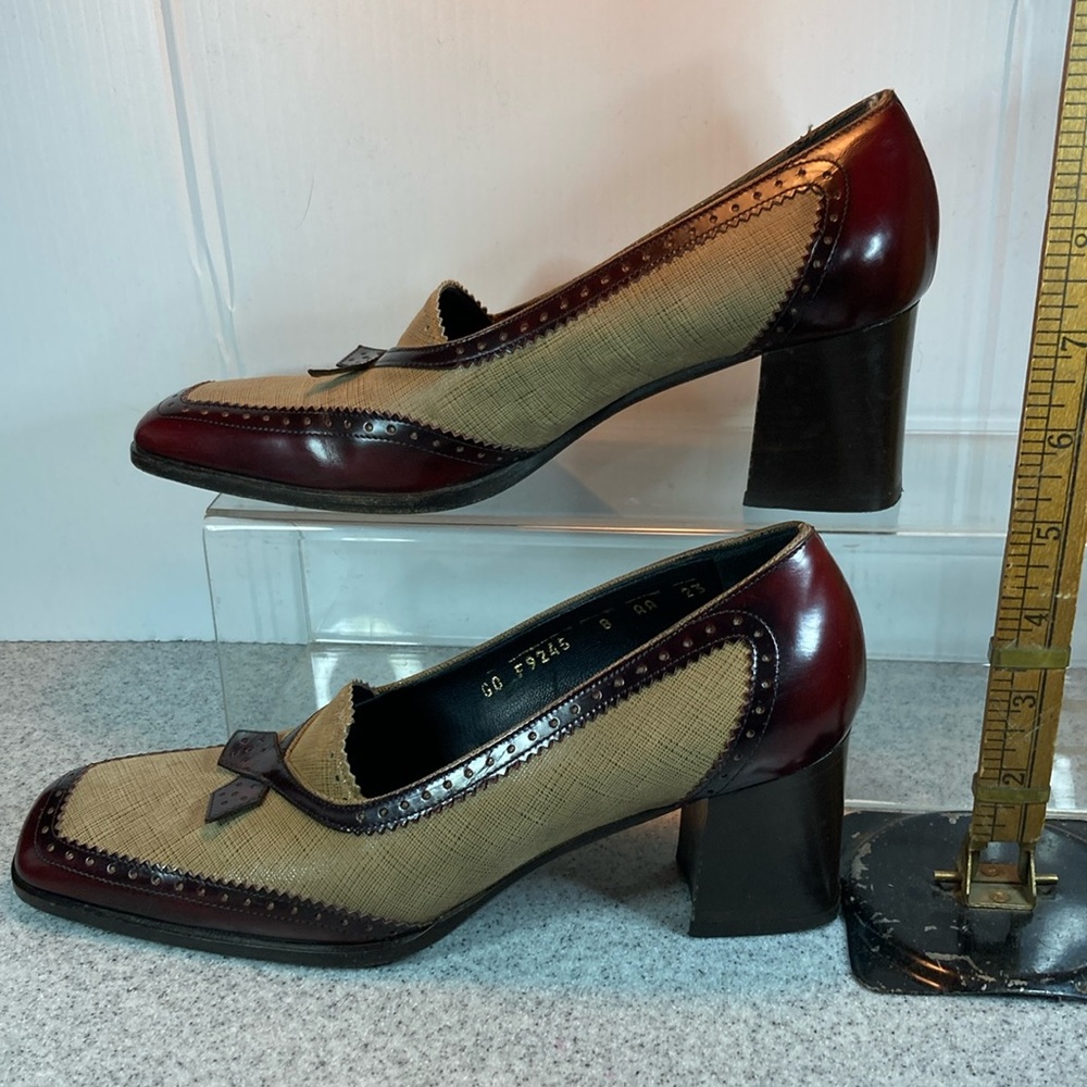 8aa Cole Haan studio stacked square heels maroon & taupe‎ spectator style box 10